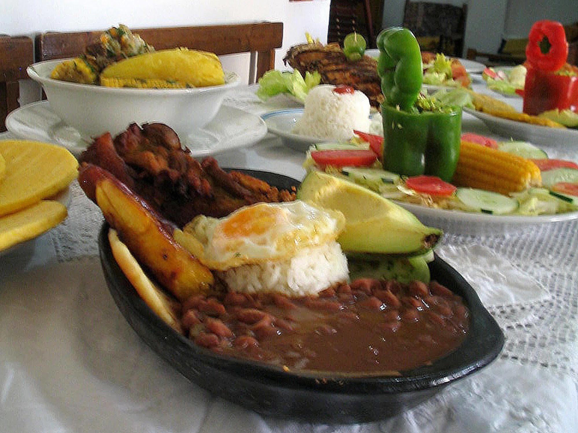 Hotel Casa Vieja Santa Marta  Eksteriør billede